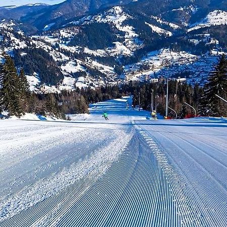 Willa Casa Fantana - La Poalele Muntilor -50 De Metri De Partia Olimpica Statiunea Zewnętrze zdjęcie
