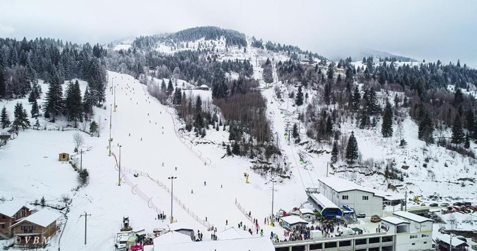Willa Casa Fantana - La Poalele Muntilor -50 De Metri De Partia Olimpica Statiunea Zewnętrze zdjęcie